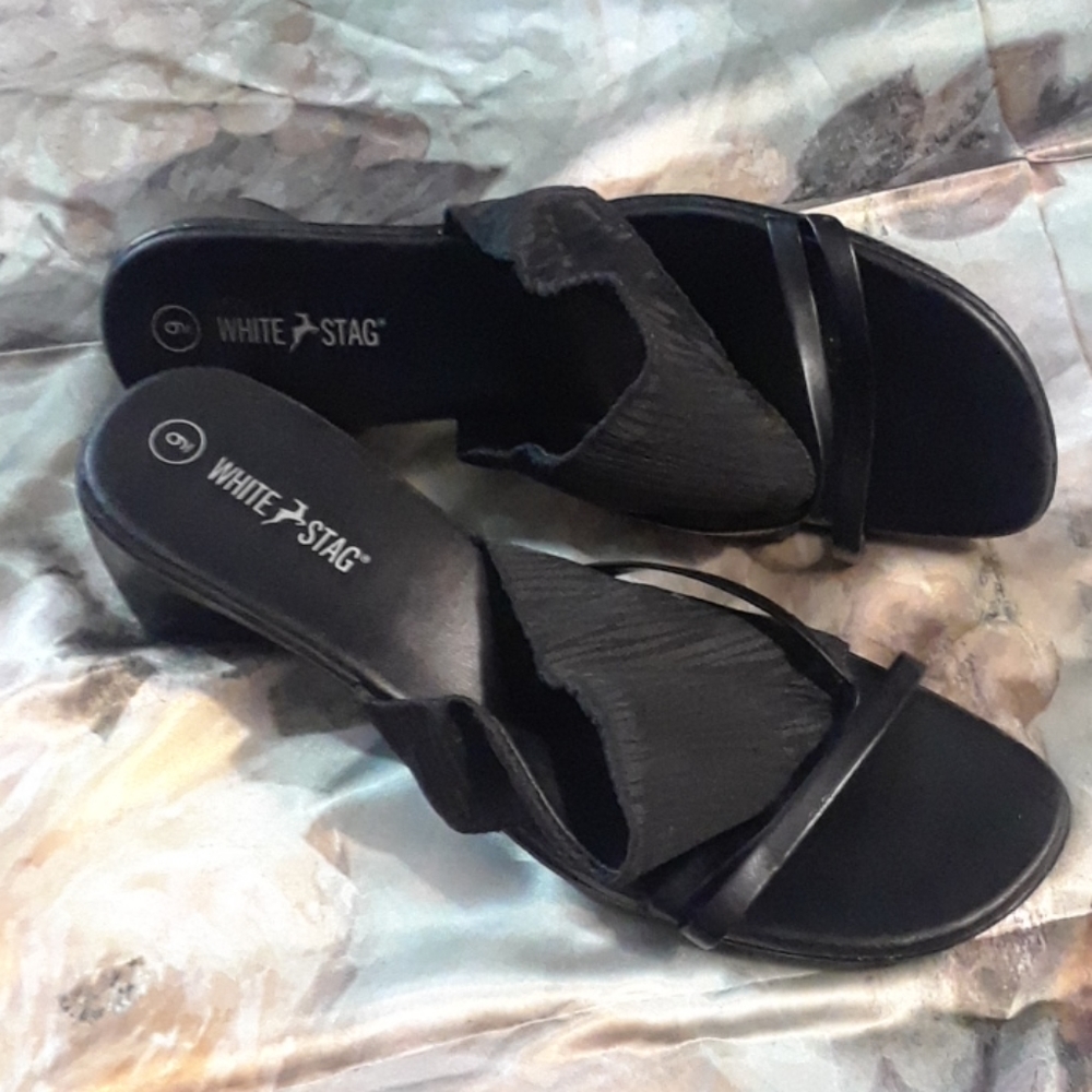 White stag slide on sandles